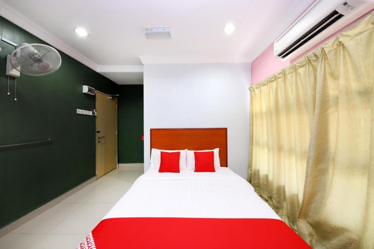 Super Oyo 720 Corridor Hotel 2 Pekan Exterior photo