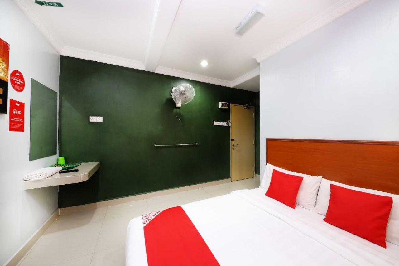 Super Oyo 720 Corridor Hotel 2 Pekan Exterior photo